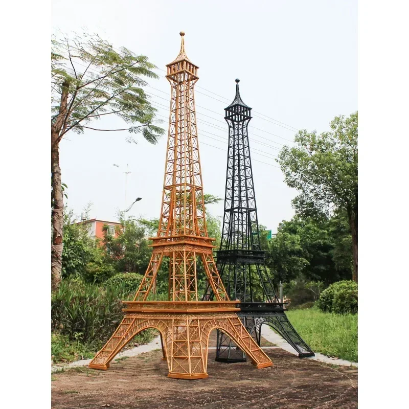 Large Paris Eiffel Tower model Christmas ornament floor-to-ceiling outdoor wrought iron metal wedding props can be customized