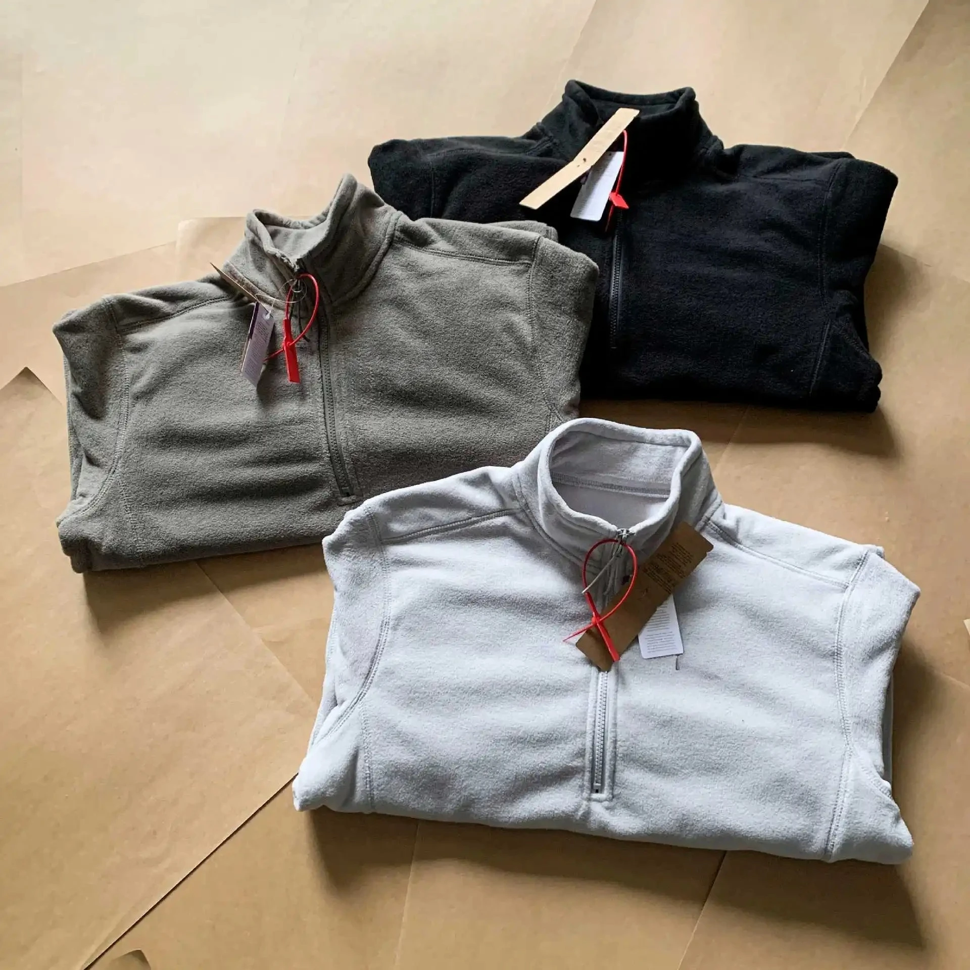 

Outdoor Soft-shell Hiking Men's Fashionable, Casual, Warm and Versatile Autumn and Winter Stand-up Collar Fleece Sports Jacket