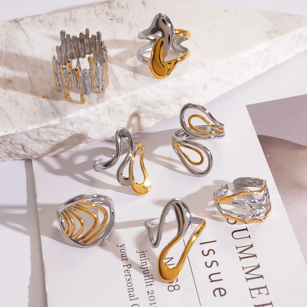 Stainless steel gold and silver contrasting corrugated geometric ring light luxury ring fashion jewelry