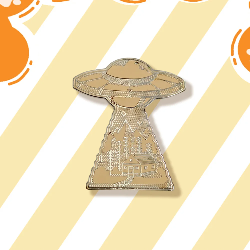 UFO Pattern Brooch Cartoon Alien Flying Saucer Badge Space Enthusiast Gift Pin Children'S Clothing Backpack Decoration