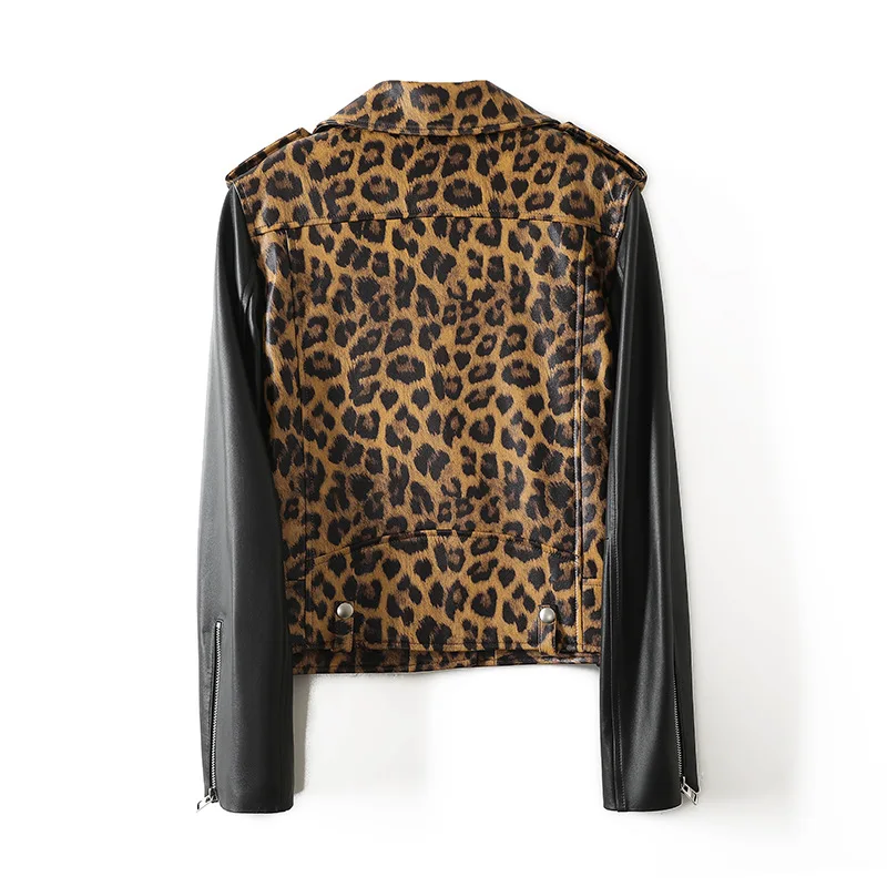 Giacche patchwork con stampa leopardata da donna in vera pelle al 100% Top 2025 Nuove giacche da moto in pelle di pecora slim fit con cerniera corta con risvolto