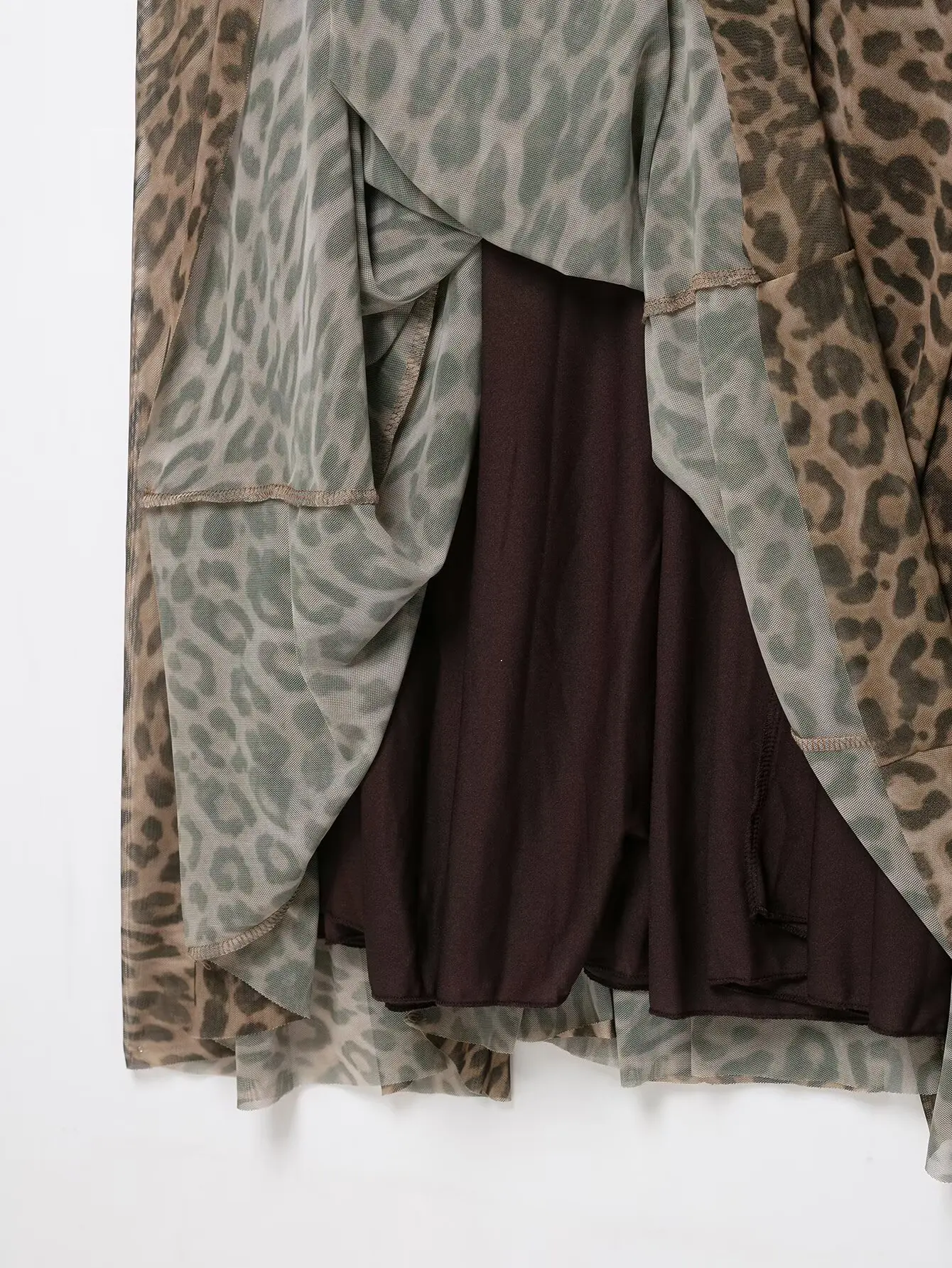 HH Vintage Muted Leopard Print Flowy Maxi Dress Summer V-Neck Thin Strap Pleated Slip Long Gown Women BeachTravel Casual Wear