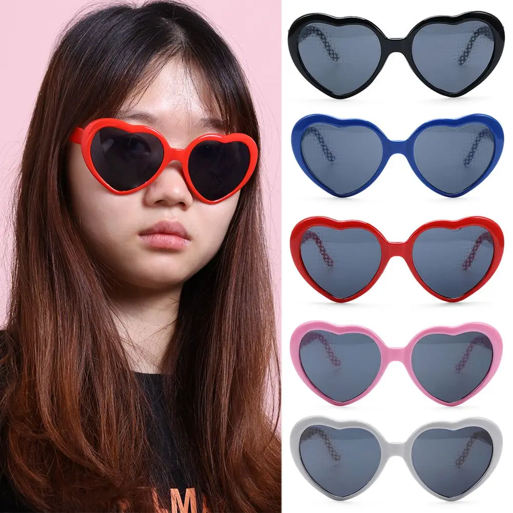Hot Gifts Long-lasting Heart-shaped Heart Diffraction Glasses Lights Become Love Image Special Effect Glasses