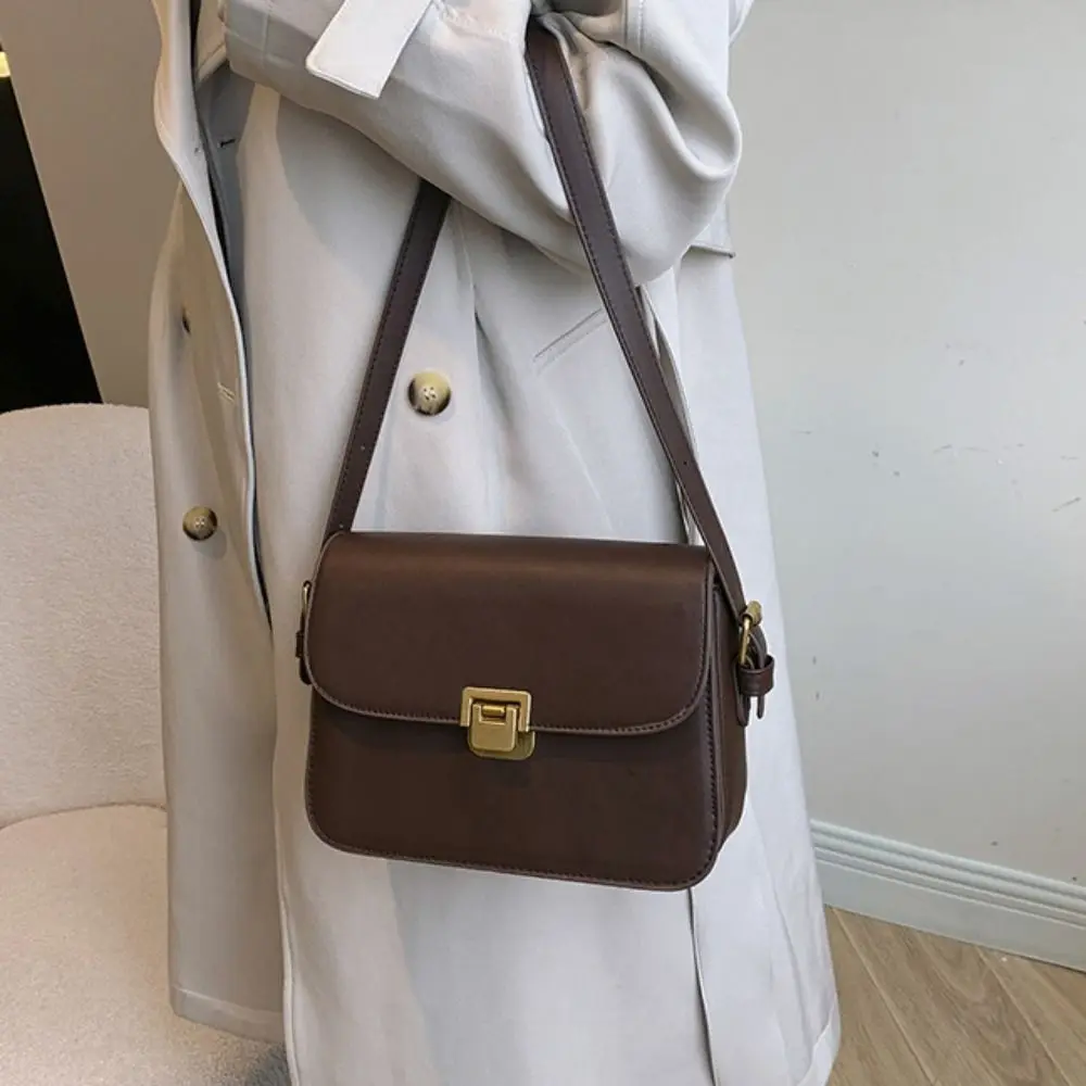الكورية خمر مشبك حقيبة كتف بلون الترفيه حقيبة مربعة صغيرة بولي Leather الجلود Cuasal المرأة الإبط حقيبة Shoping