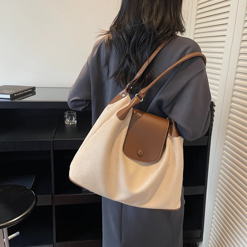 

Женская роскошная кожаная классическая стильная модная дизайнерская сумка через плечо через плечо Элегантная сумка для повседневного городского образца