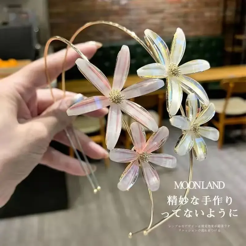 Рисунок 2 - Новые повязки на голову с цветком