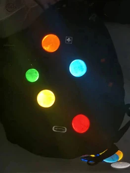 高品質のPVCレインプレートピンバッジ、反射キーホルダー、安全ペンダント、バッグアクセサリー、ナイトランニング、58mm