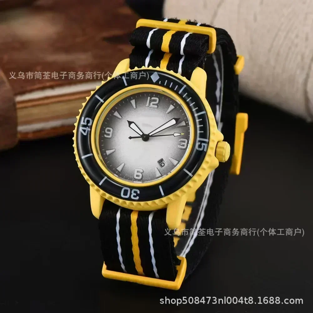 2025 Il più nuovo famoso Desinger Watch Orologi di marca di lusso per uomo Orologio cronografo con cassa in plastica di lusso Esplora Planet AAA + Orologi