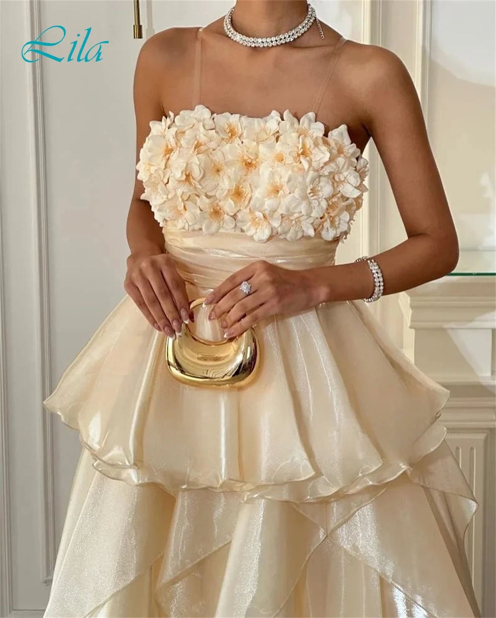 Customized Elegant Yellow Organza Evening Dress Formal Strapless Sleeveless Celebrity Gowns Sexy Lace Up Back Flowers Prom Dress