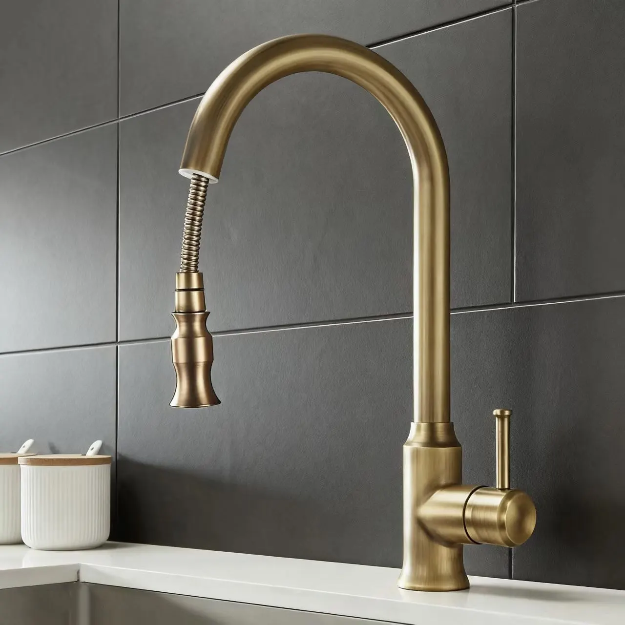 Single pull faucet sink 14 copper European and American French simple hot and cold rotating creative raise table basin