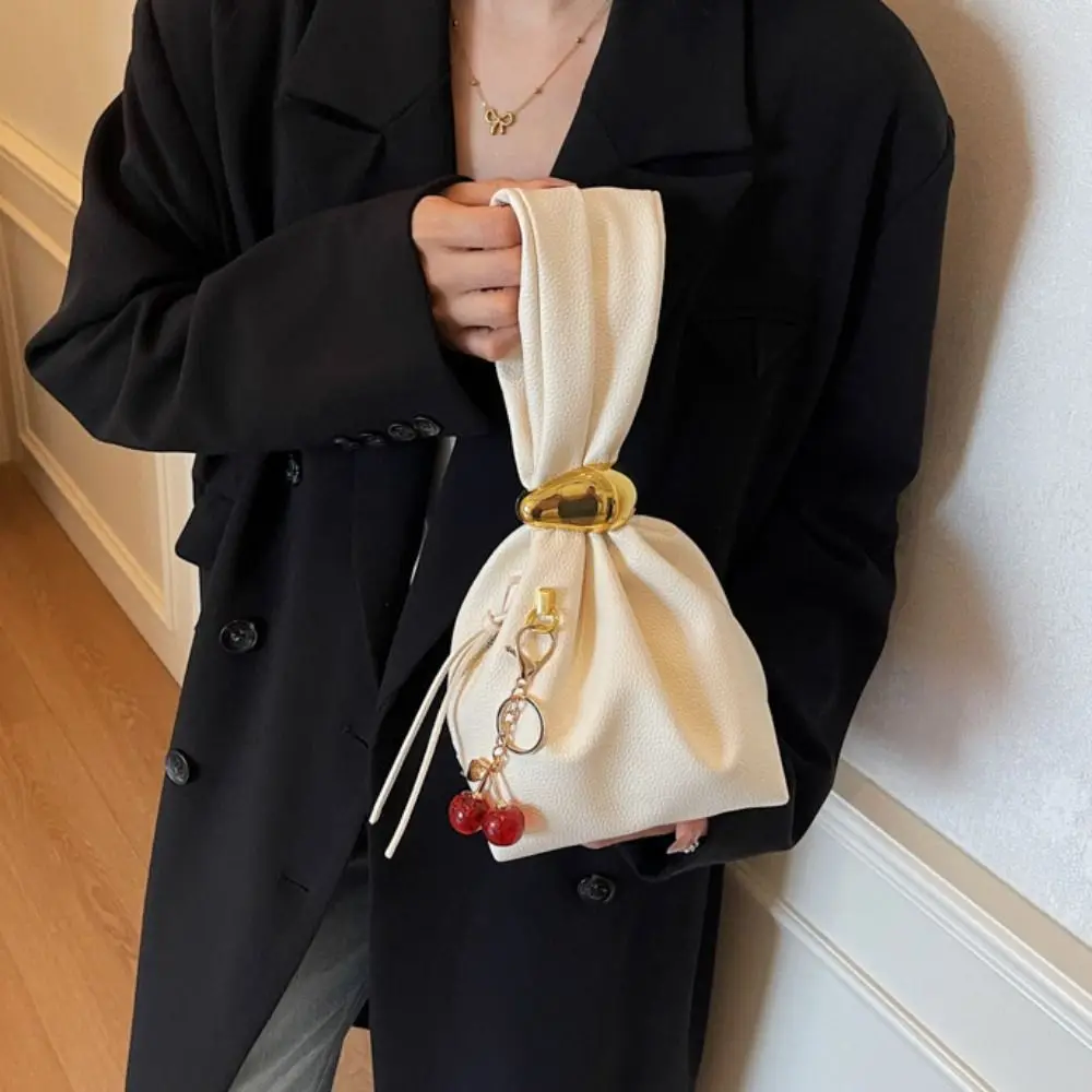 Pochette in PU con motivo Lichee in tinta unita Ciondolo in ciliegia Borsa da sera per feste di grande capacità Portamonete in stile coreano