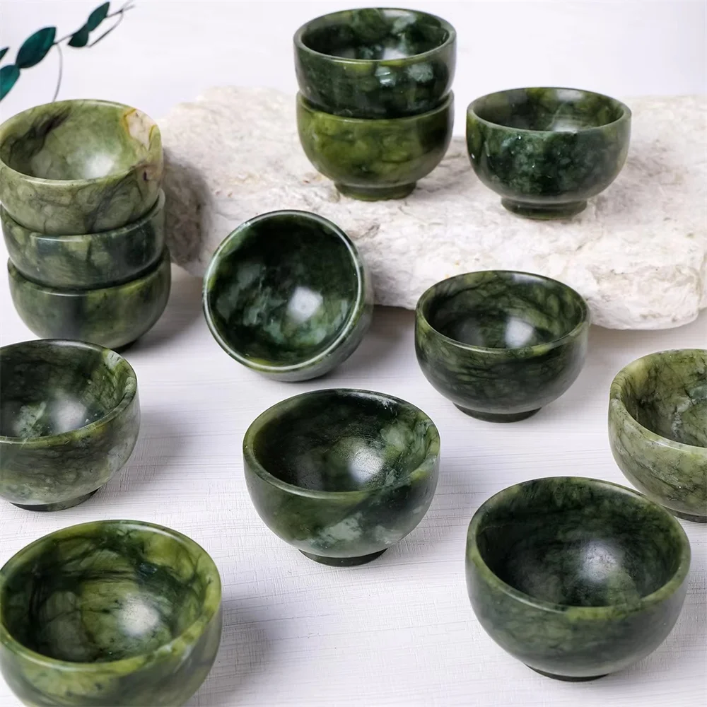 Natural crystal Xiuyan jade teacup South jade jade shot glass Kung fu teacup tea set handicrafts desktop decoration