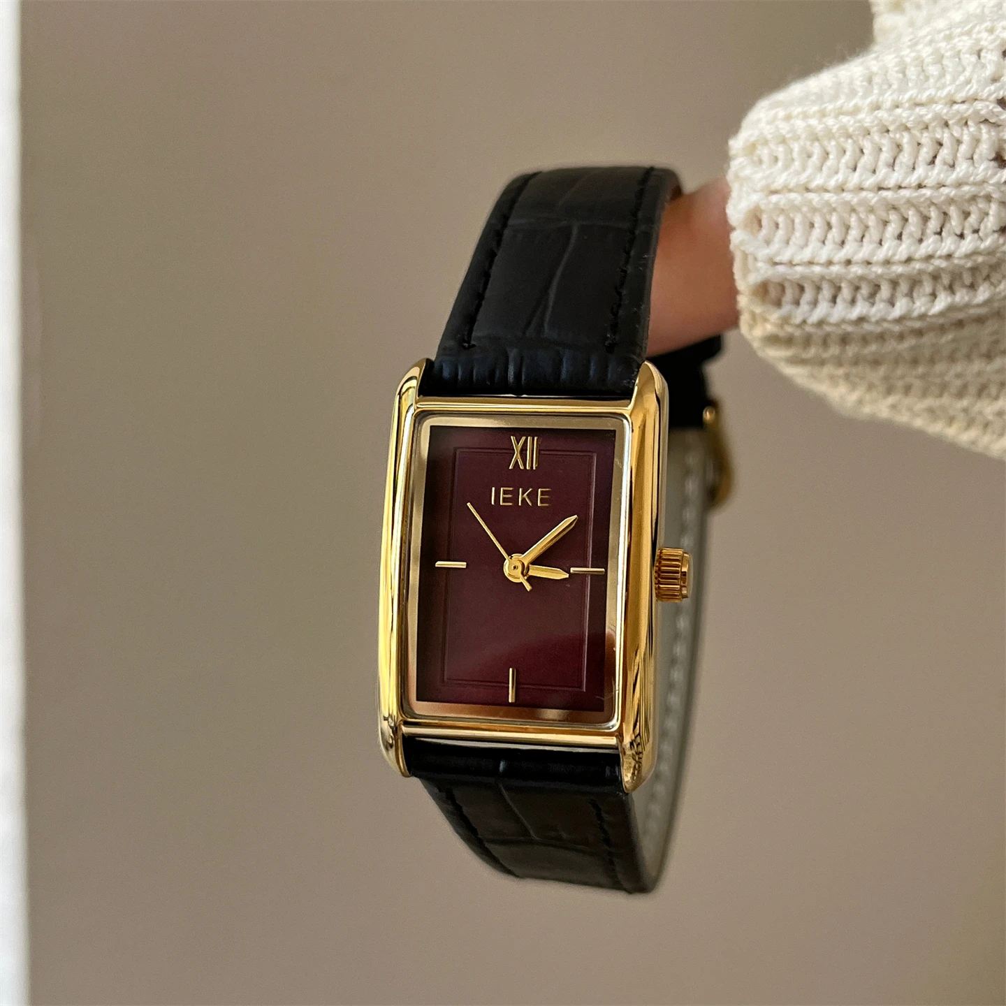 

New Women'S WristwatchElegant Arched Design Thin Strap, Retro Style, Versatile, Fashionable, Exquisite And Elegant Quartz Watch.