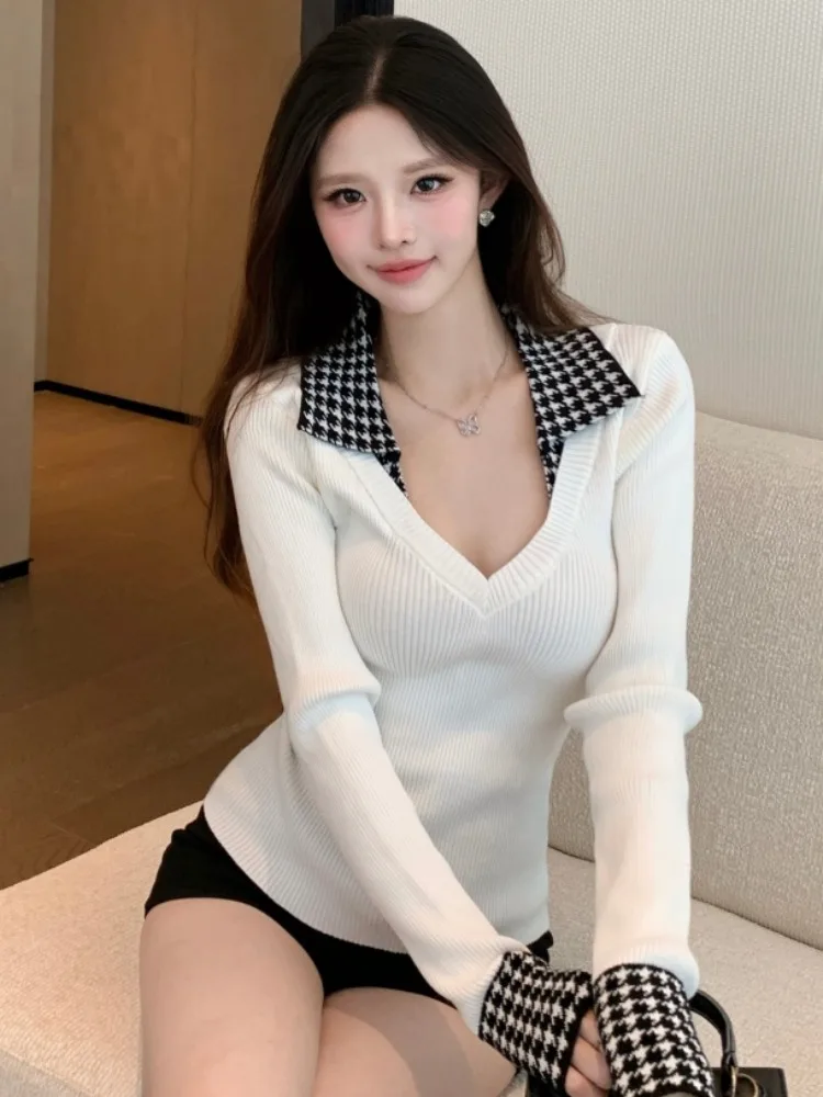 

Slim Fit V-Neck Knitwear Fashionable Plaid Splicing Design Spring Autumn Trendy Base Layer Shirt City Walk Skin Friendly Brea...