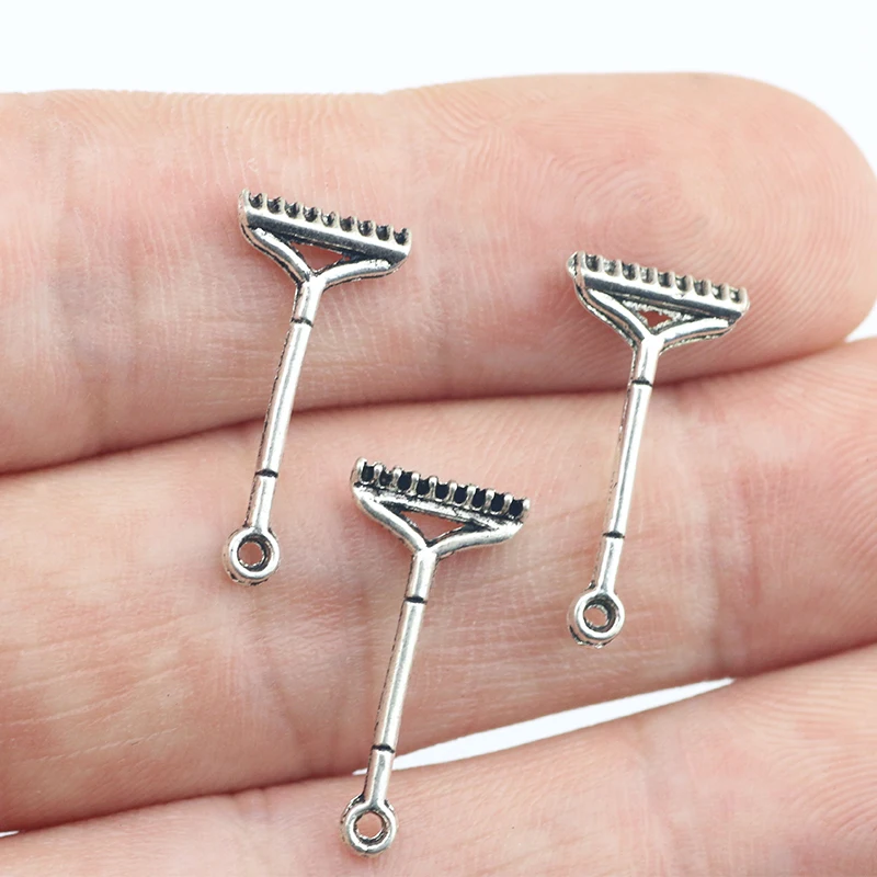 Newest 40Pieces 9*20mm Mixed Alloy Antique Silver Color Razor Charms Keychain Accessory Pendant For DIY Jewelry Making