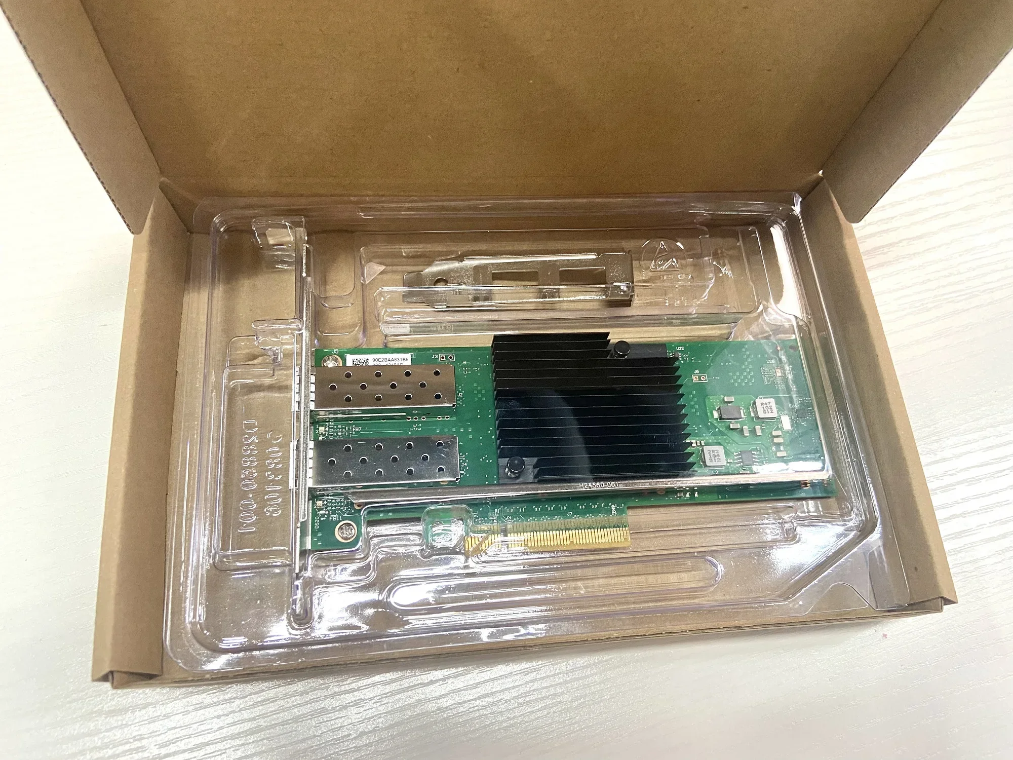 بطاقة شبكة PCI-E جديدة 10 جيجا بايت Intel X710DA2BLK Dual SFP + Port Ethernet Lan محول خادم X710-DA2 PCIE x8,x16 لنظام التشغيل Windows/VMware