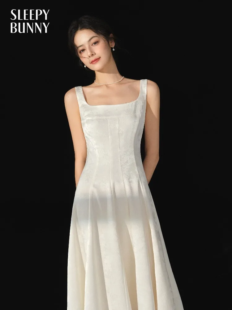 

Women Vintage Square Neck Sleeveless Jacquard Dress Elegant Slim Waist A Line Long Midi Gown Lady Spring Casual Chic Outfit