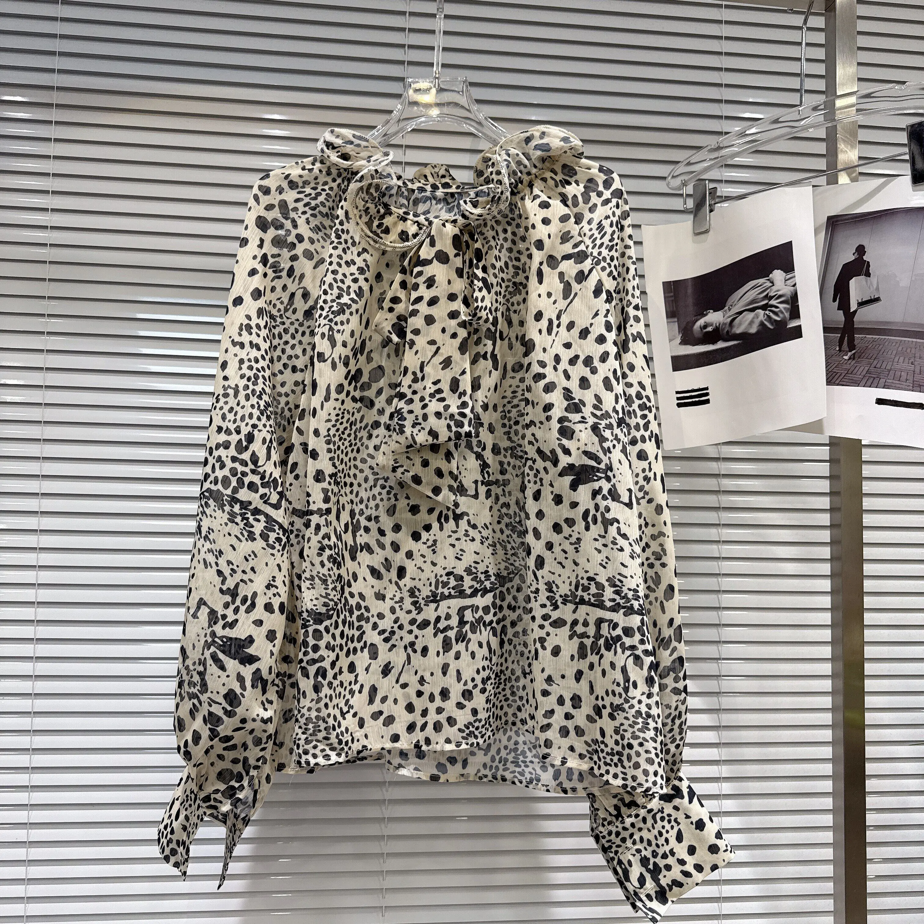 

2026 Spring New Arrival: Trendy and Unique Pleated Neckline Chiffon Blouse with Ribbon Detail and Leopard Print, Women's Top
