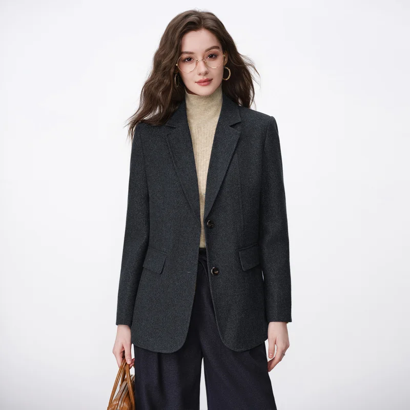 Gray Wool Women's Blazer High-Quality Plus-Size Relaxed-Fit Top for Autumn/Winter Collection