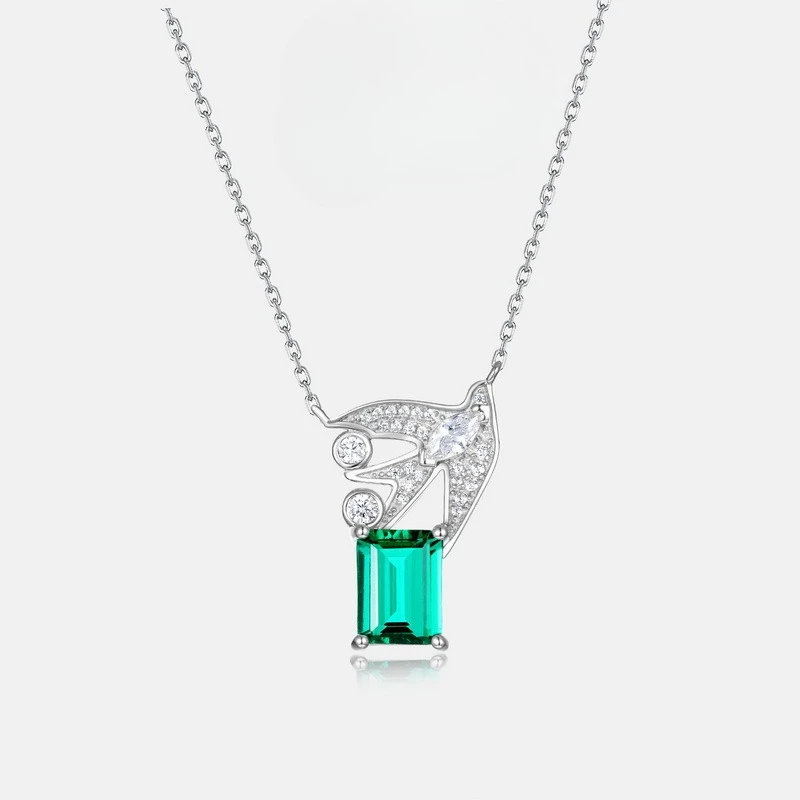 

New S925 Silver Cultivated Emerald Necklace for Women with Versatile Design and Temperament, Geometric Collarbone Chain