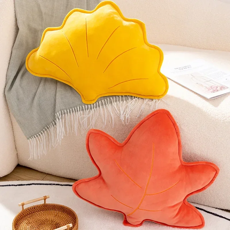 1pc Cucoloris Pillow Lifelike Maple Leaf Butterfly Ginkgo Plush Cushion Soft Stuffed Plant Toy Sofa Decor for Kids Birthday Gift