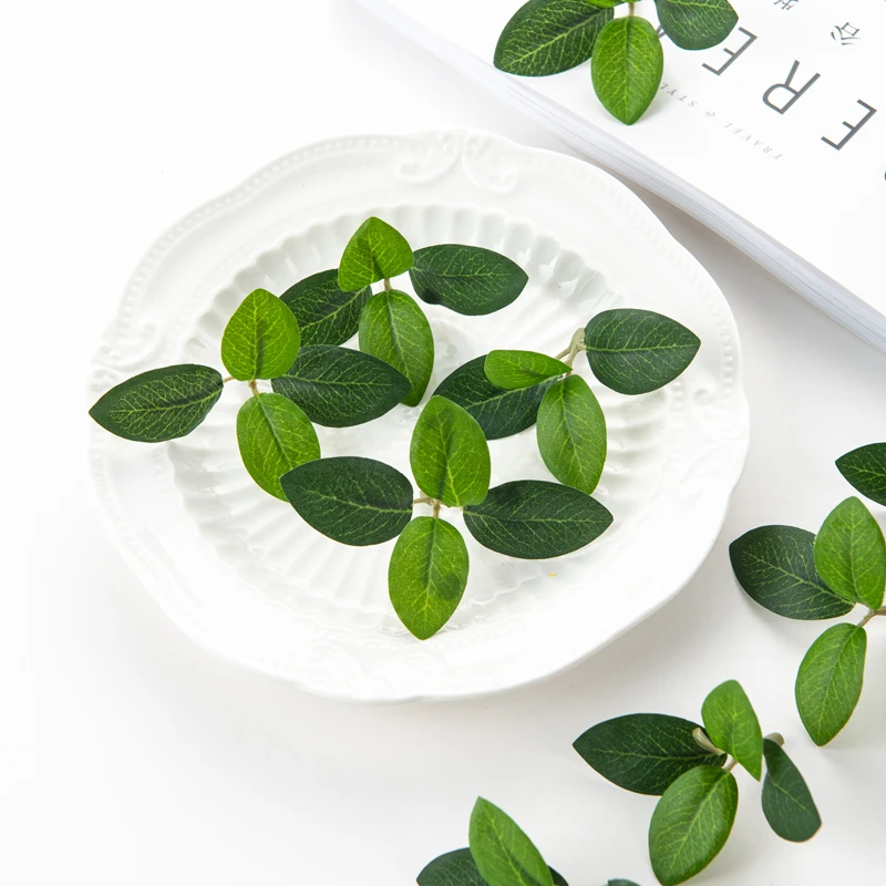 50PC Artificial Flowers Silk Tea Leaf Fake Plants DIY Scrapbook Candy Box Wedding Bridal Bouquet Christmas Home Party Decoration