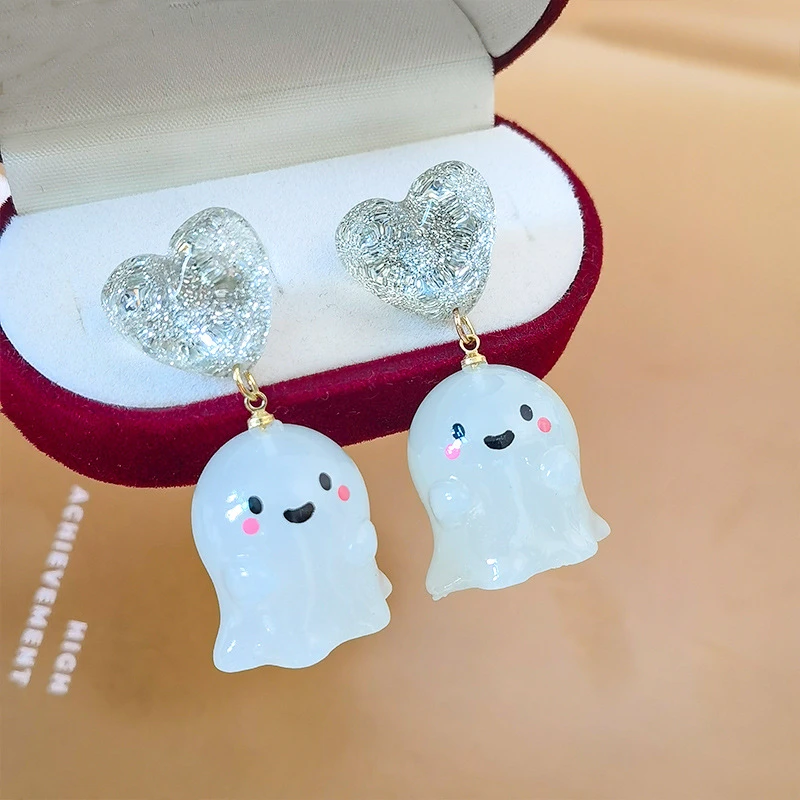 Neue Niedliche Halloween-Geister-Ohrringe aus Harz für Frauen Cartoon-Mode Geometrischer Roter Stern Ball-Ohrstecker Festtags-Party-Schmuck Geschenk – Detail 14