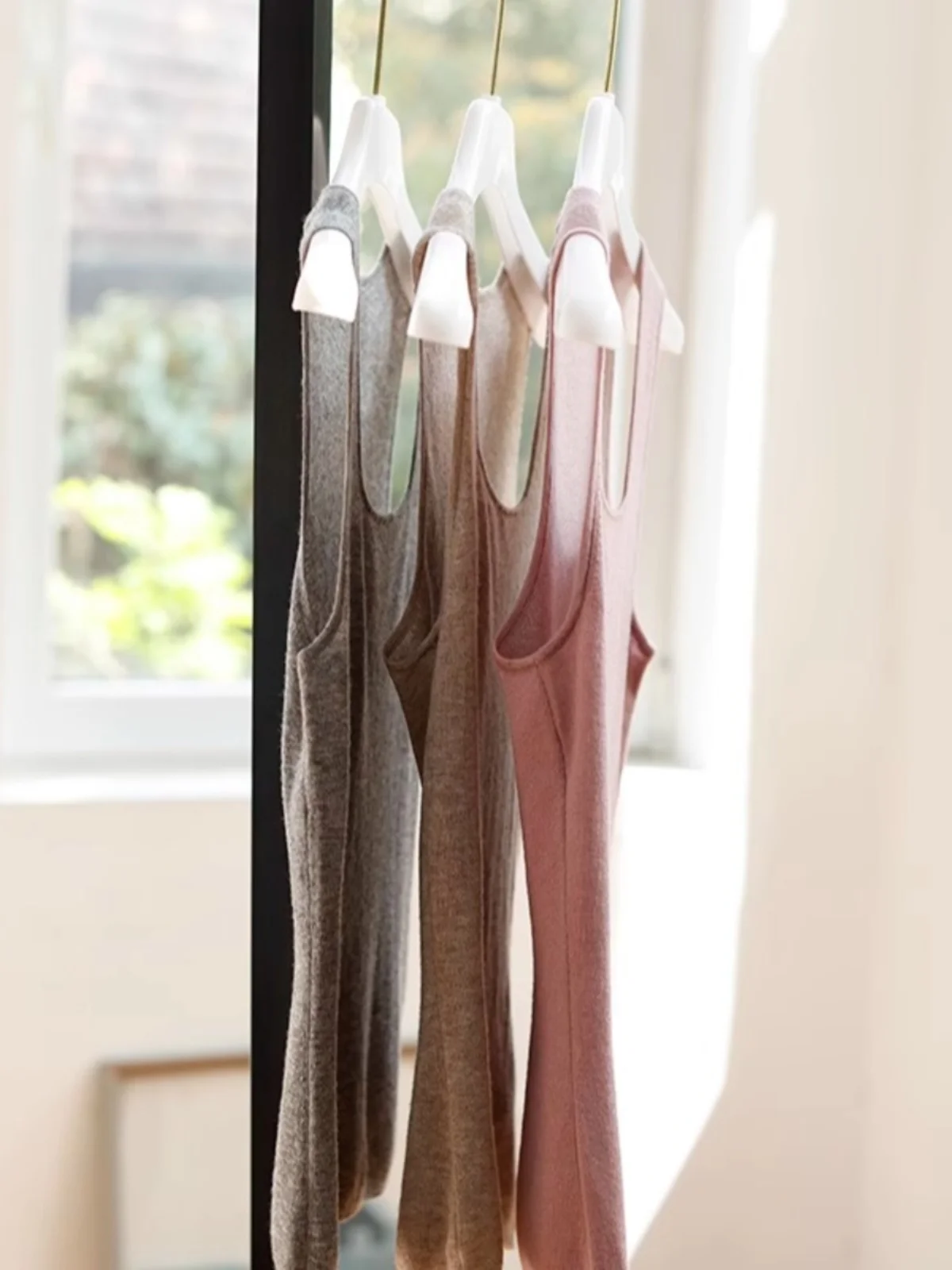 

Элитный вязаный жилет из шерсти и лиоцелла для женщин: летняя верхняя одежда, комфортная посадка, стильный дизайн