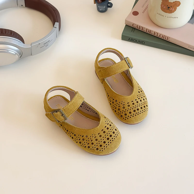 

YUYIN Girls' Sandals PU Comfortable and Breathable Children's Flat Shoes Non-Slip Velcro 2026 New Children's Shoes Hollow Out