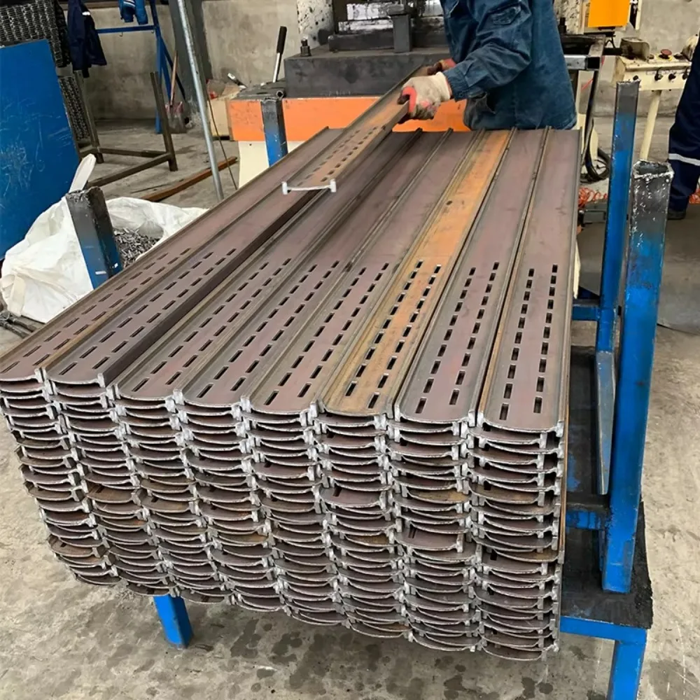 Zhenxiang galvanized building concrete square column template adjustable square column mold steel formwork