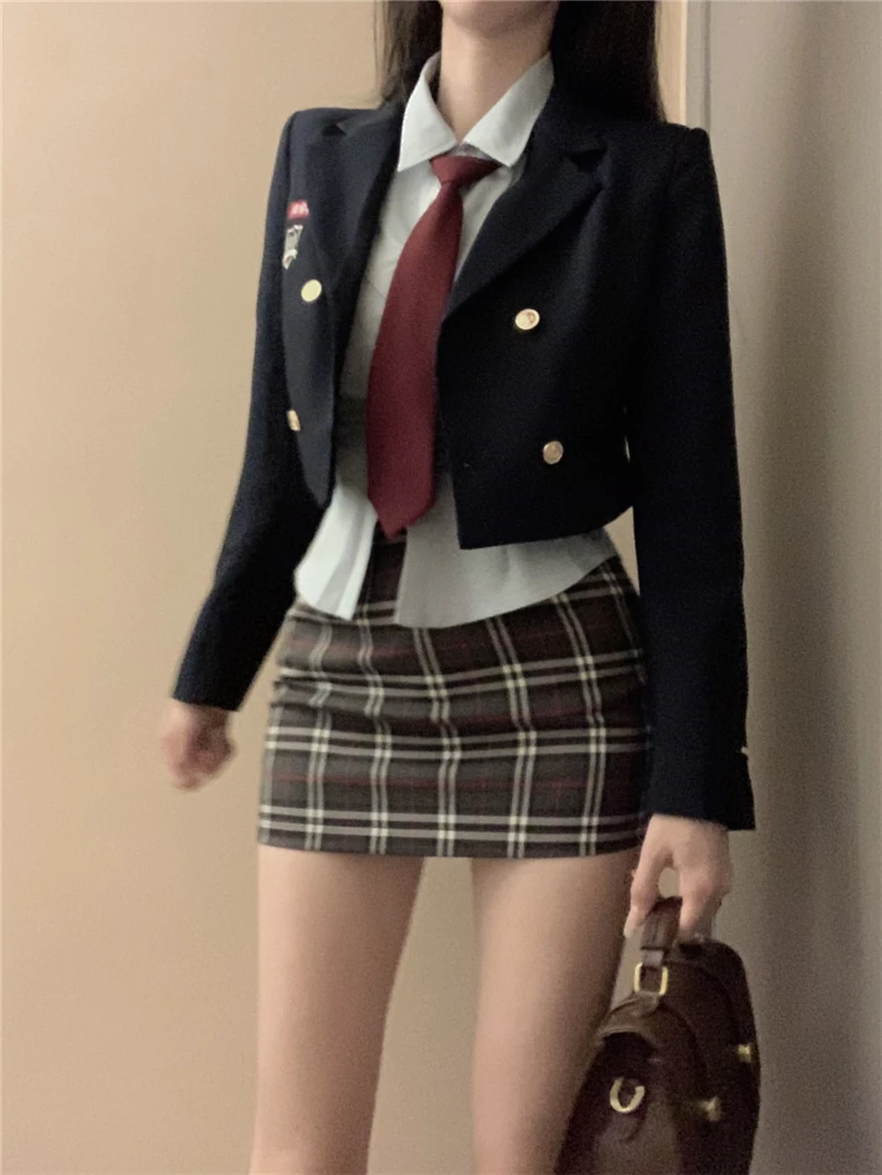 Traje corto de estilo coreano para mujer, conjunto de uniforme JK, Blazer azul marino, camisa de manga larga, falda envolvente a la cadera, primavera y otoño, 2024