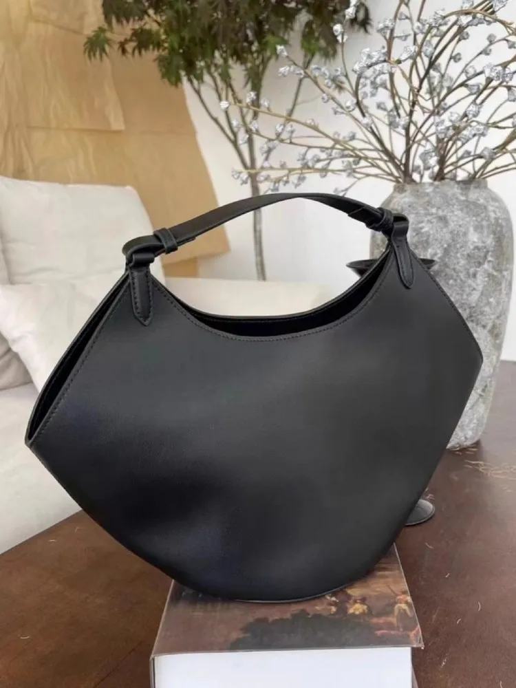 Women Casual Small Totes Handbag Vintage Solid Color Autumn Winter Cowhide Suede Leather Bucket Bag Ladies Single Shoulder Bags