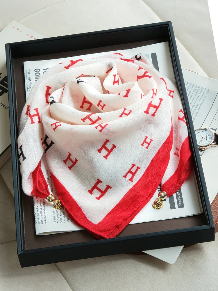

Magnetic neck protection small Scarf autumn and winter square scarf women's triangular silk scarfs