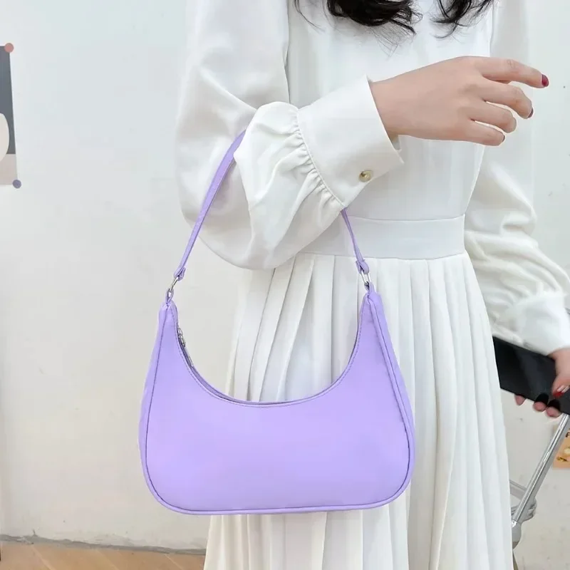 Fashion Trend Dumpling Bag Nylon Crossbody Bag for Women Lightweight Small Crossbody Armpit Bag Solid Color Single Shoulder Bags