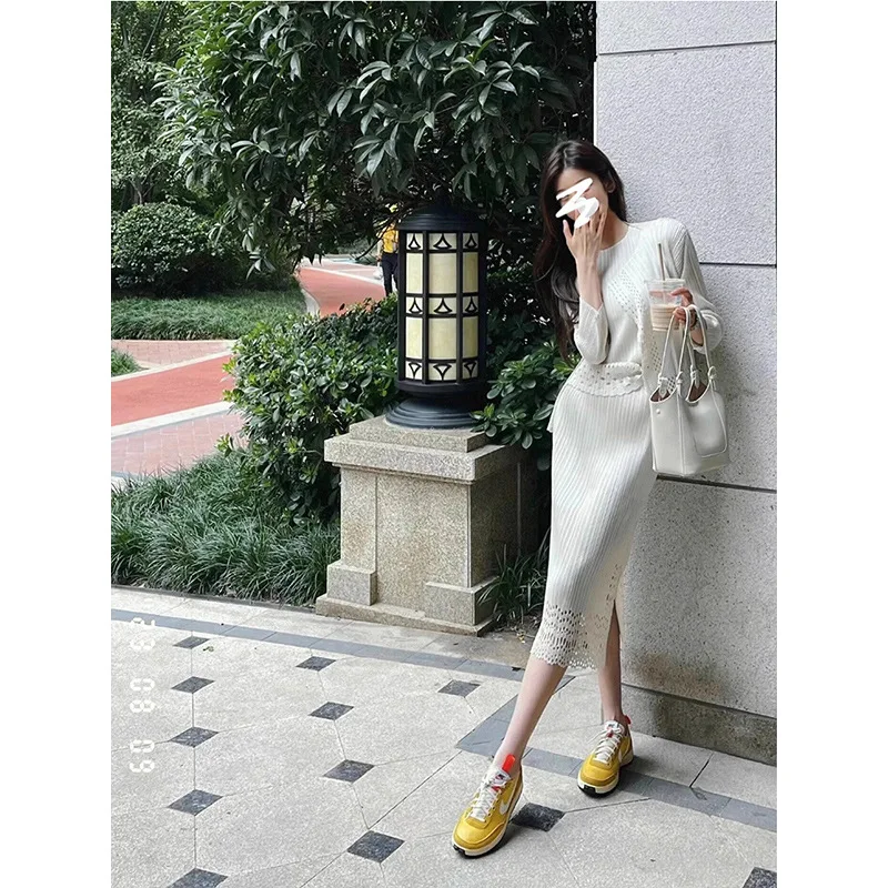 Half-body Skirt Temperament Fashion Casual Elegance Gentle Pure Colour Slim Pleated Medium-length Skirt Miyake 2025 Summer New