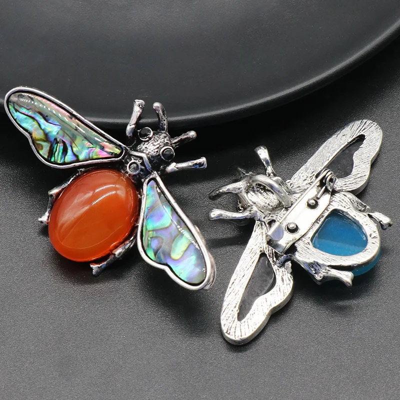 Crystal Agate Semi-Precious Stone Small Bee. Alloy Inlaid With Abalone Shell Gemstone. Brooch DIY Decorative Gift.