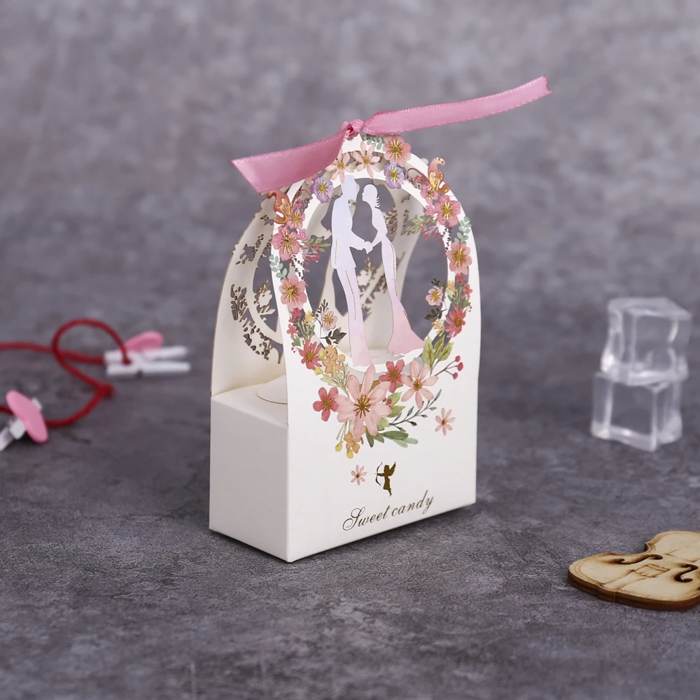 

20Pcs Floral Paper Gift Boxes Sweet Candy Box Wedding Bride Groom Favors Box Chocolate Packaging Bags for Birthday Wedding Decor