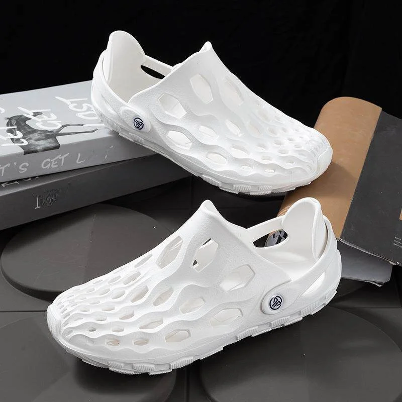 Summer Coconut Hole Slippers Comfortable Lightweight EVA Two-Way Sandals Breathable Anti-Slip Casual Beach Shoes Outdoor Wear