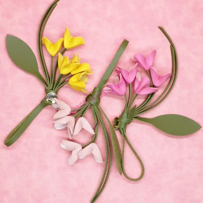 M76b متطورة PU الجلدية الزهرة مفتاح القلادة قلادة زخرفة مضغوطة مثالية لحقائب الظهر المفاتيح والمحافظ