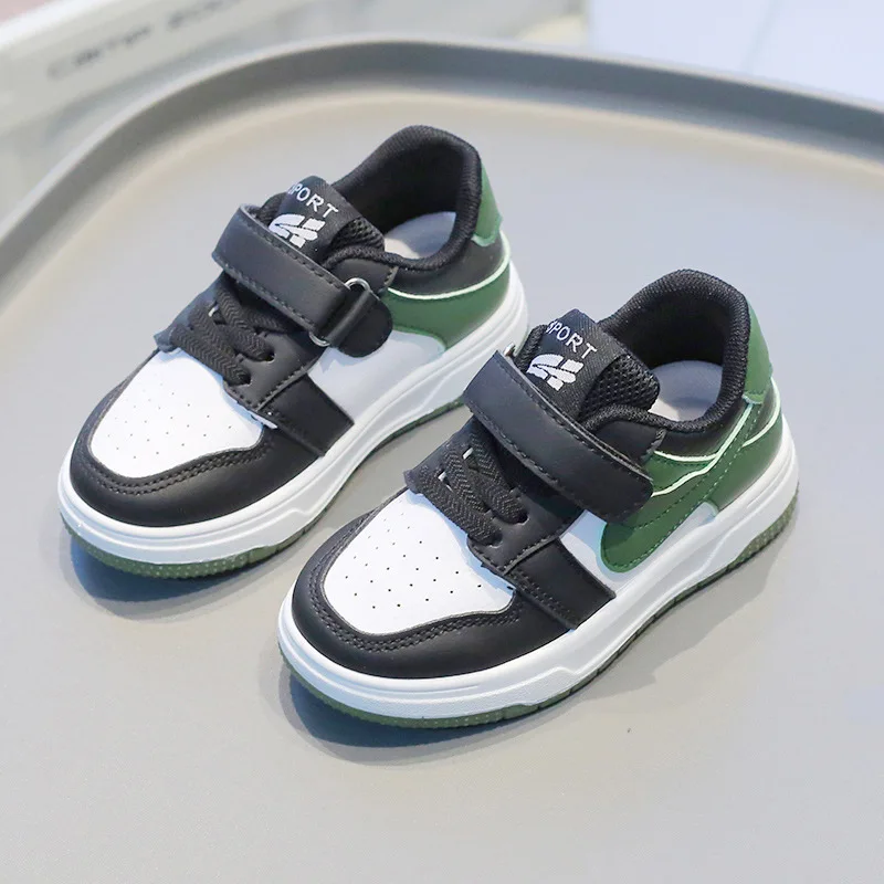 Children's Sneakers2024Spring and Autumn New Boys' Casual Sneakers Lightweight Girls' White Shoes Soft-Soled Shoes for Baby Sing