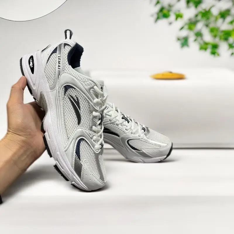 

Lined WarmUnisex Classic Casual Sports Chunky Sneakers for Summer, Fit for Hot Summer