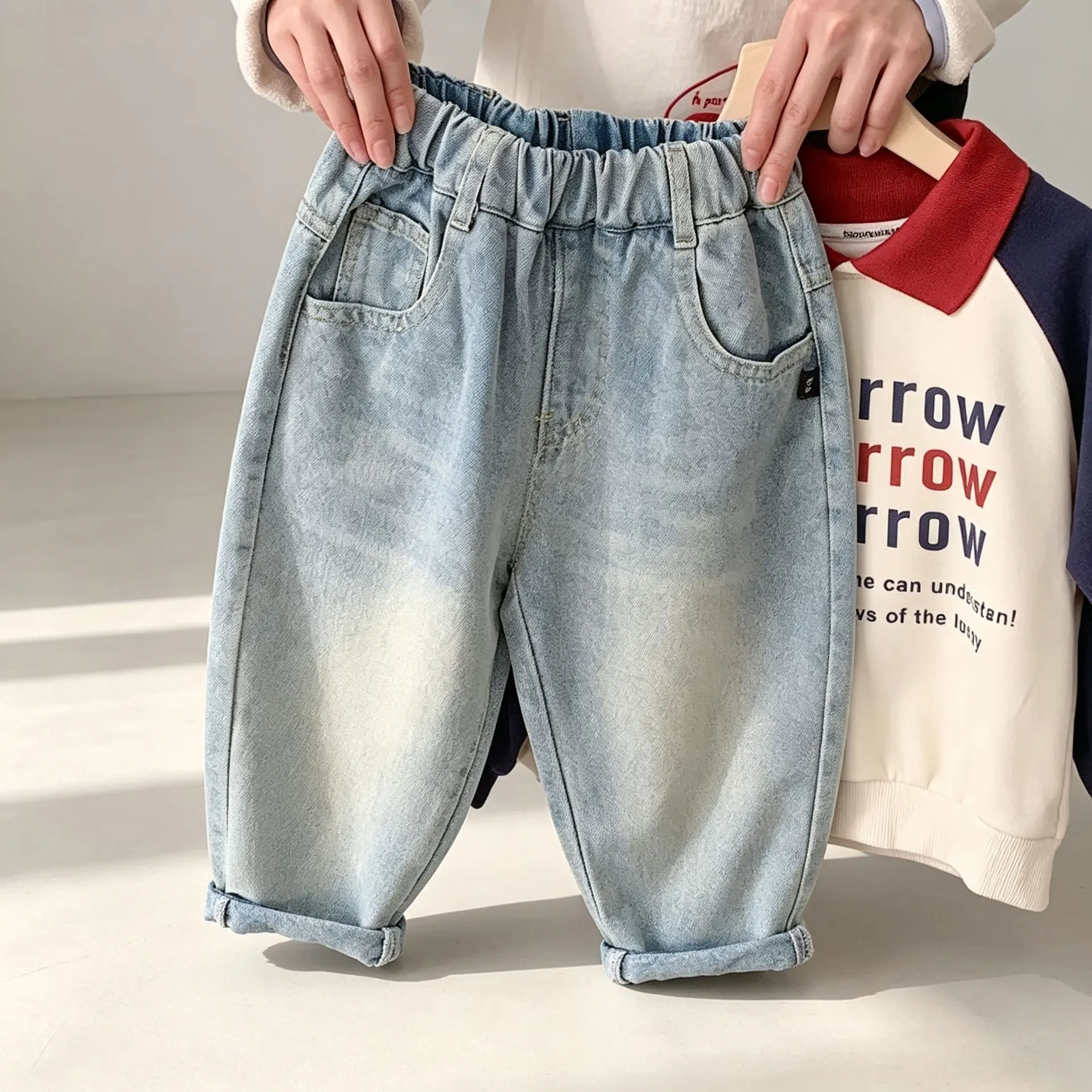 RAISE Autumn Children Boys Jeans Ins Light Blue Loose Infant Babys Boys Denim Pants Casual Sticker 2-8Yrs Kids Boys Trousers