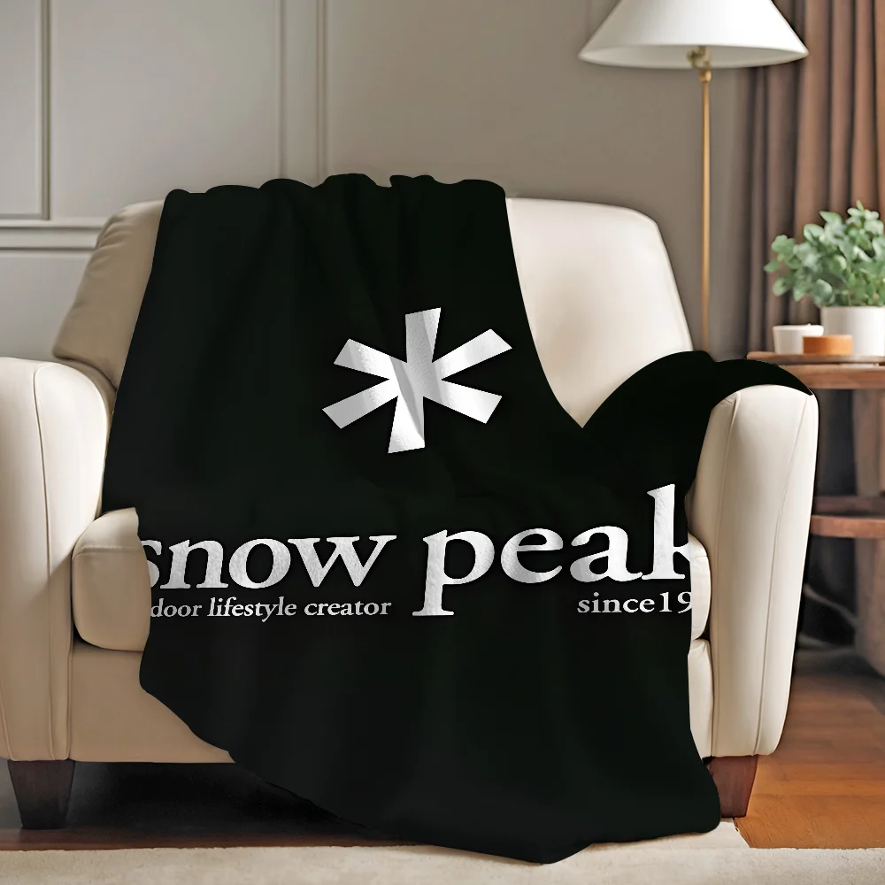 

Japanese Outdoor Brand S-Snow P-Peak Blanket Warm And Soft Suitable For Bedroom Living Room Sofa Bed Office Travel Camping
