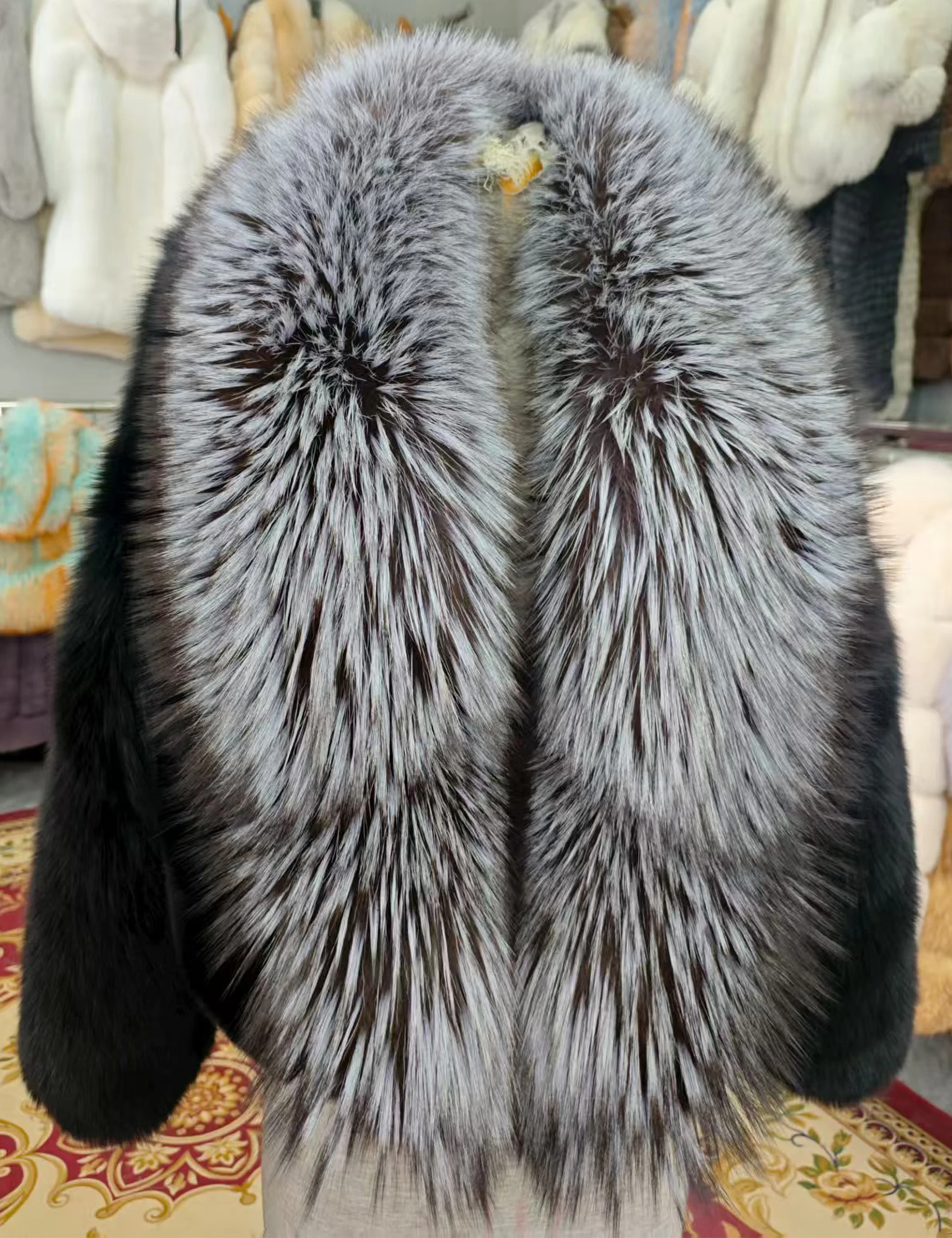 FURYOUME 2025 ใหม่ขนสัตว์จริงผู้หญิงขนสุนัขจิ้งจอกธรรมชาติแจ็คเก็ต Wholeskin Luxury PARTY เสื้อผ้าขนาดใหญ่ Silver Fox FUR COLLAR