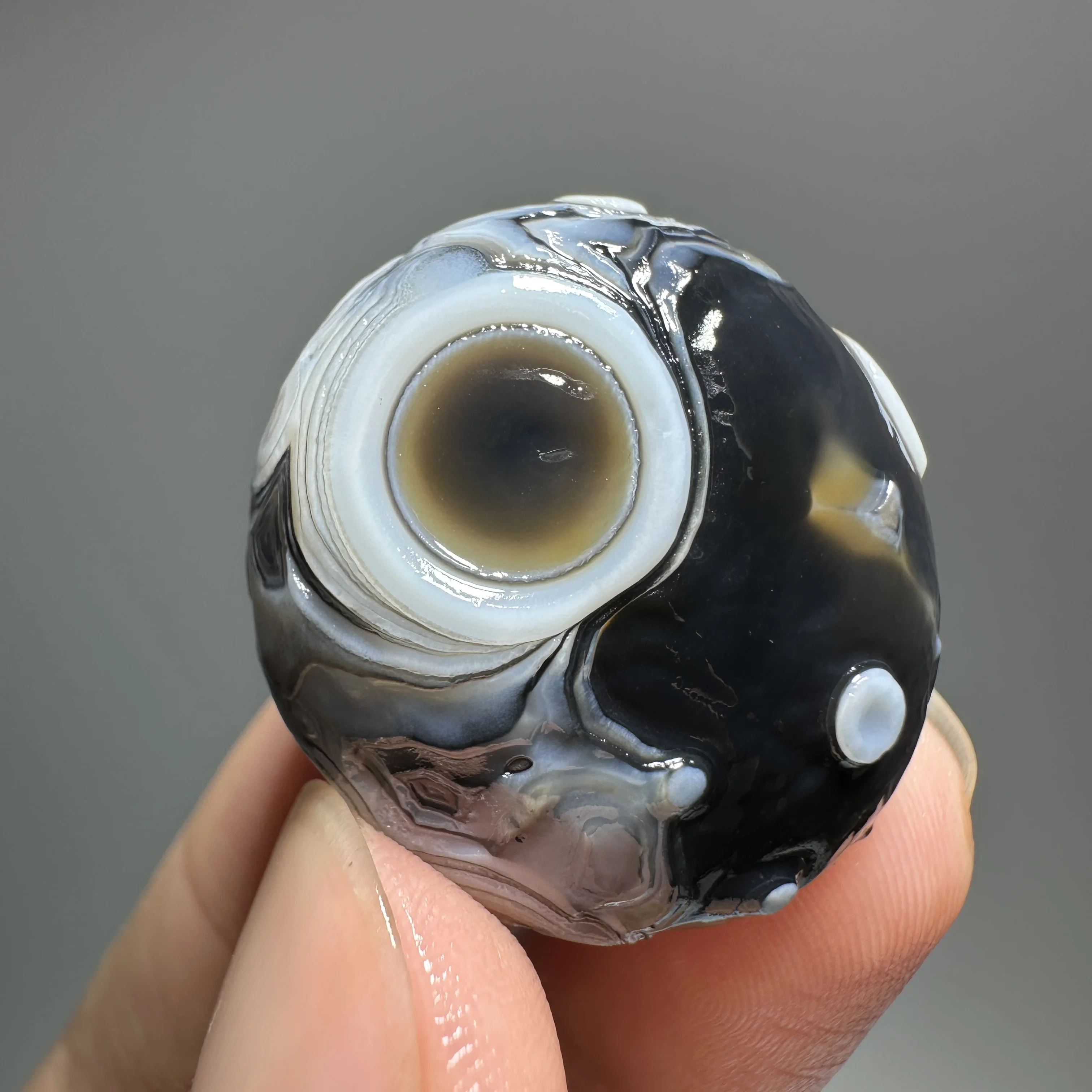 Natural Black Sardonyx Agate Alxa Gobi Eye Mineral Specimen Energy Crystal Chakra Reiki Healing Stone view 2