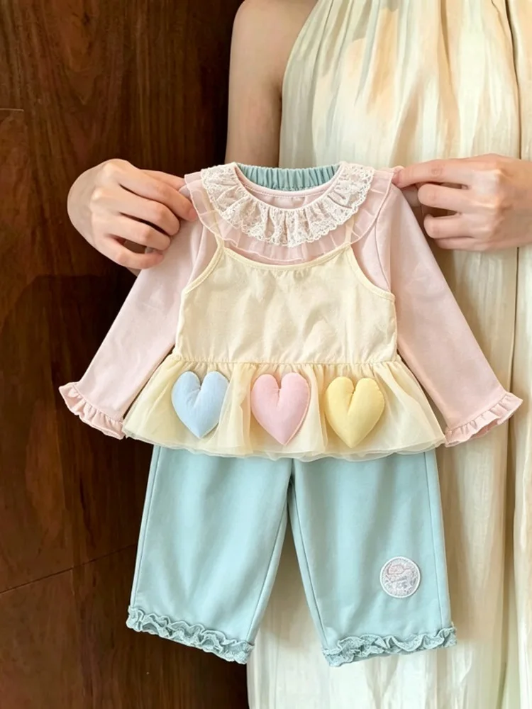 Girls' Autumn Set 2026 New Sweet Tulle Heart Strap Doll Shirt Ruffle Pants Three-piece Set Children's Baby Clothing Casual Sp...