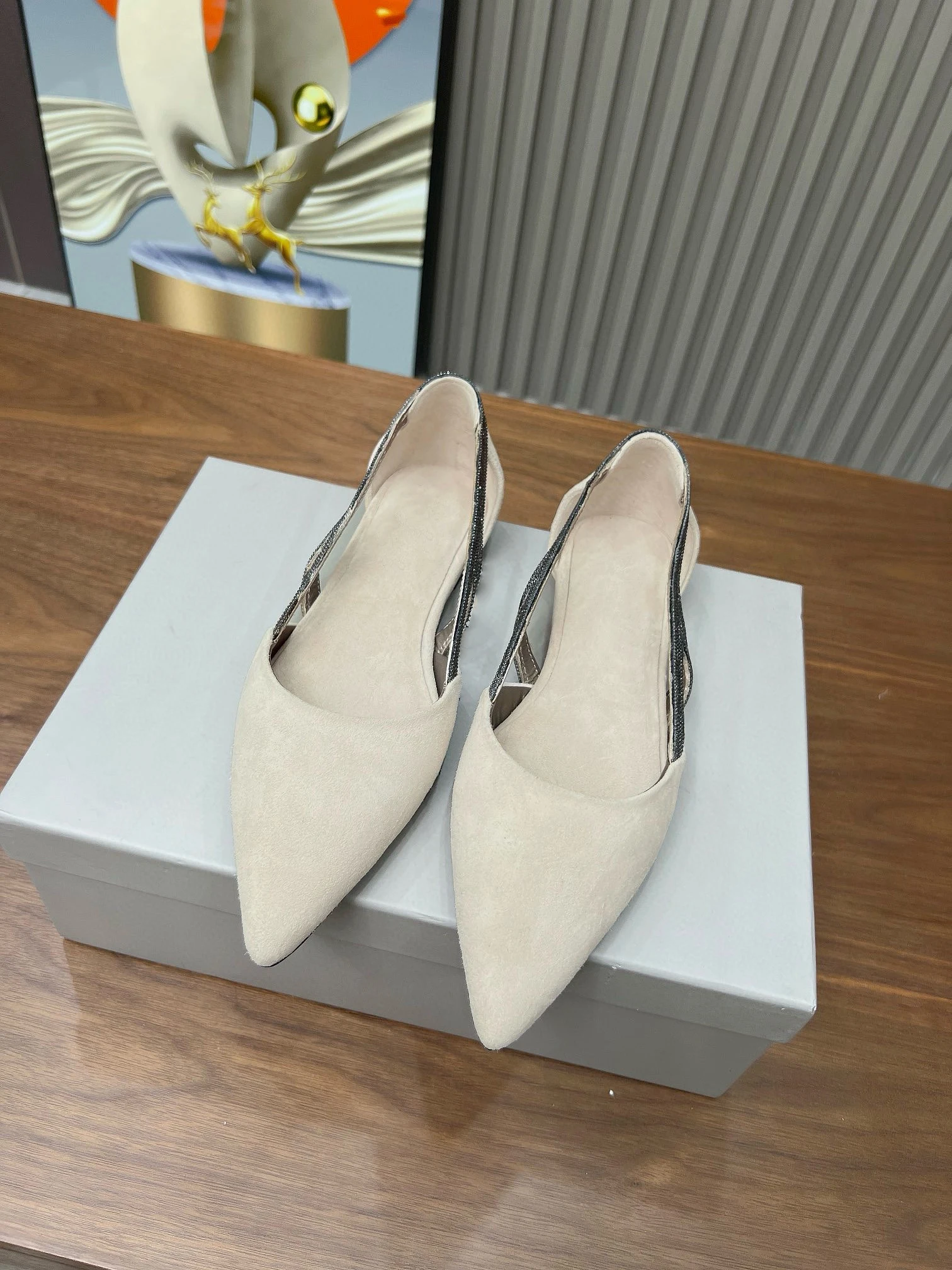 Genuine Leather Slippers for Women One-Lace, Straight Pointed Flat Toe Baotou Back Empty Comfortable Shoes High Quality, New,