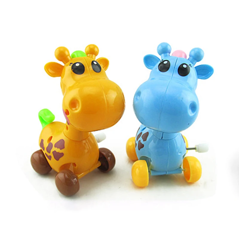 1Pcs Cartoon Animal Giraffe Clockwork Wind Up Baby Toys Running Head Tail Swing Classic Newborn toys for children Random Color