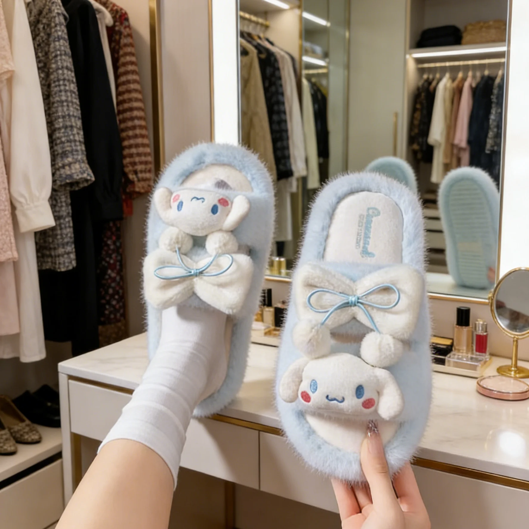 

Детские тапочки, плюшевые осенние модные туфли на плоской подошве для девочек, теплые противоскользящие домашние тапочки, дизайнерские, фиолетовые, розовые, размер 36-41