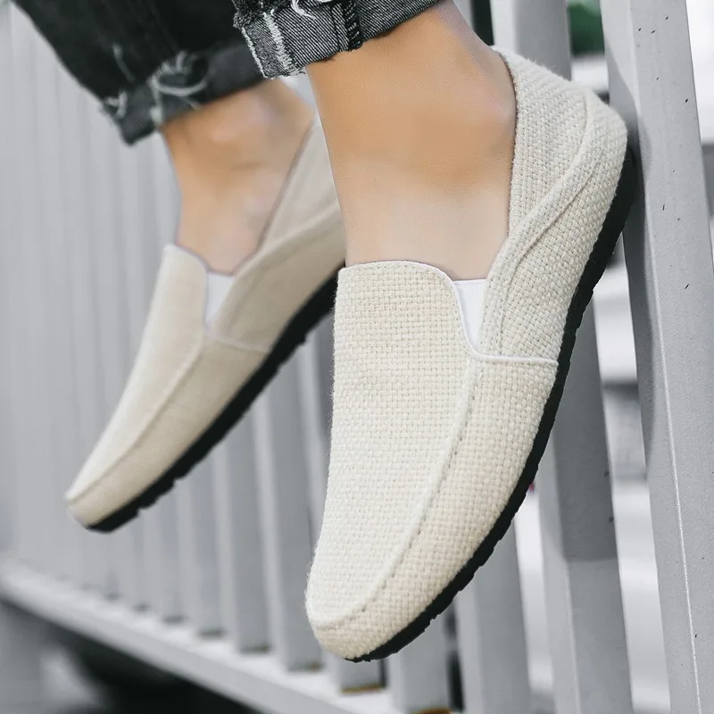 New Spring Men Shoes linen Breathable Men Casual Shoes Driving Men Soft Comfortable Loafers Brand Fashion Half Slippers Flats